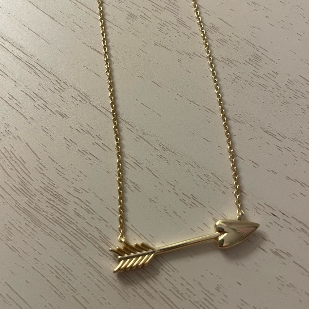Kendra Scott heart arrow necklace